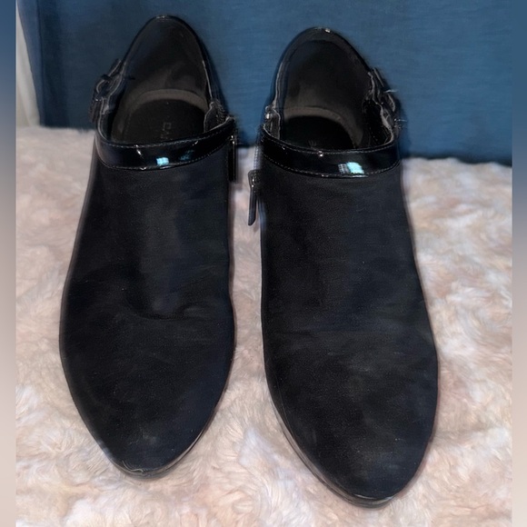 Bandolino Women's Black Ankle Booties Size 8M - Picture 7 of 15